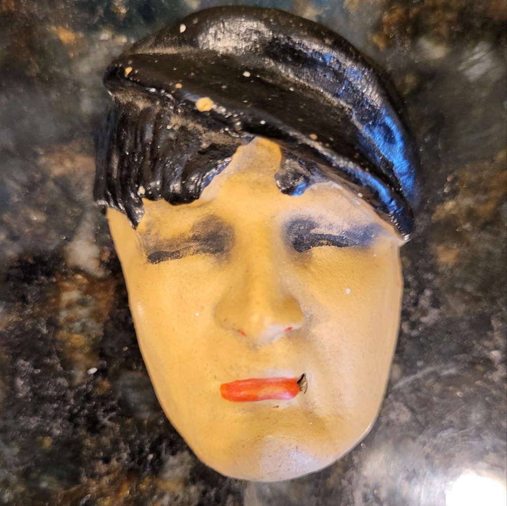Old Vintage Small Plastic Native American Mask Set of 3 - Picture 6 of 16